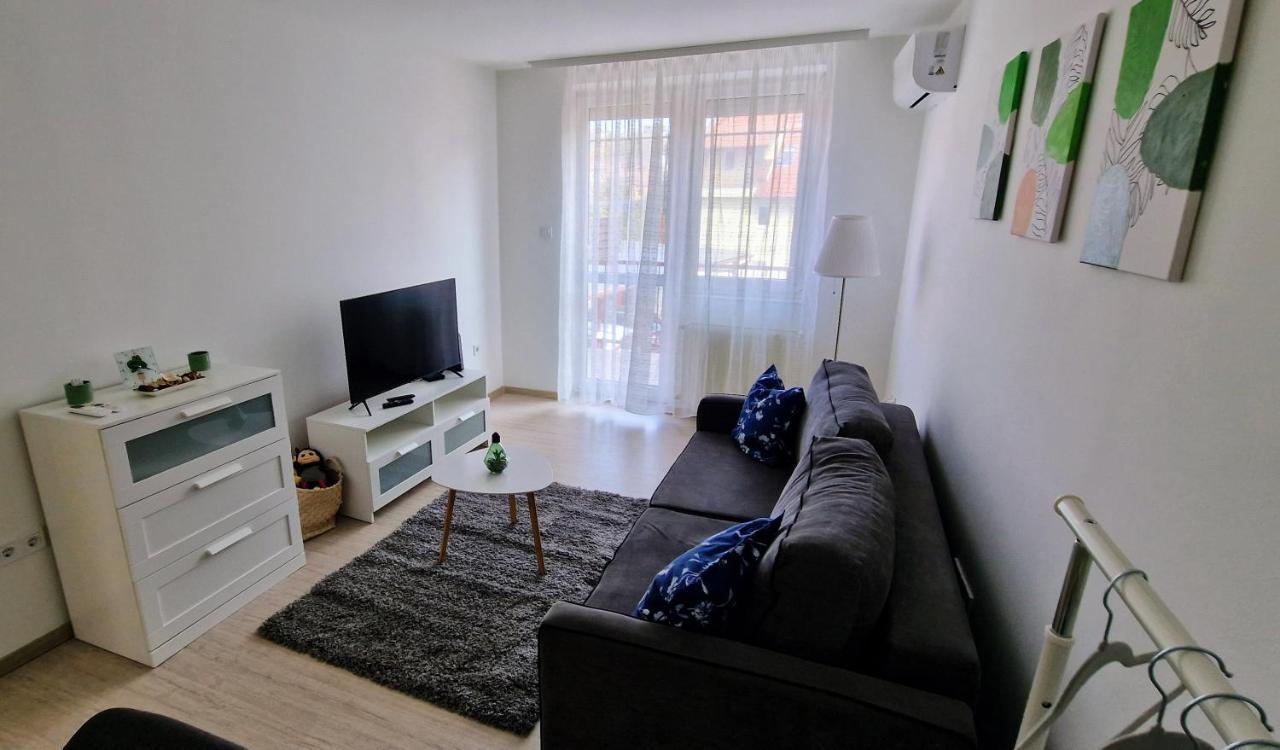 Cili Apartman Eger Lejlighed Eksteriør billede