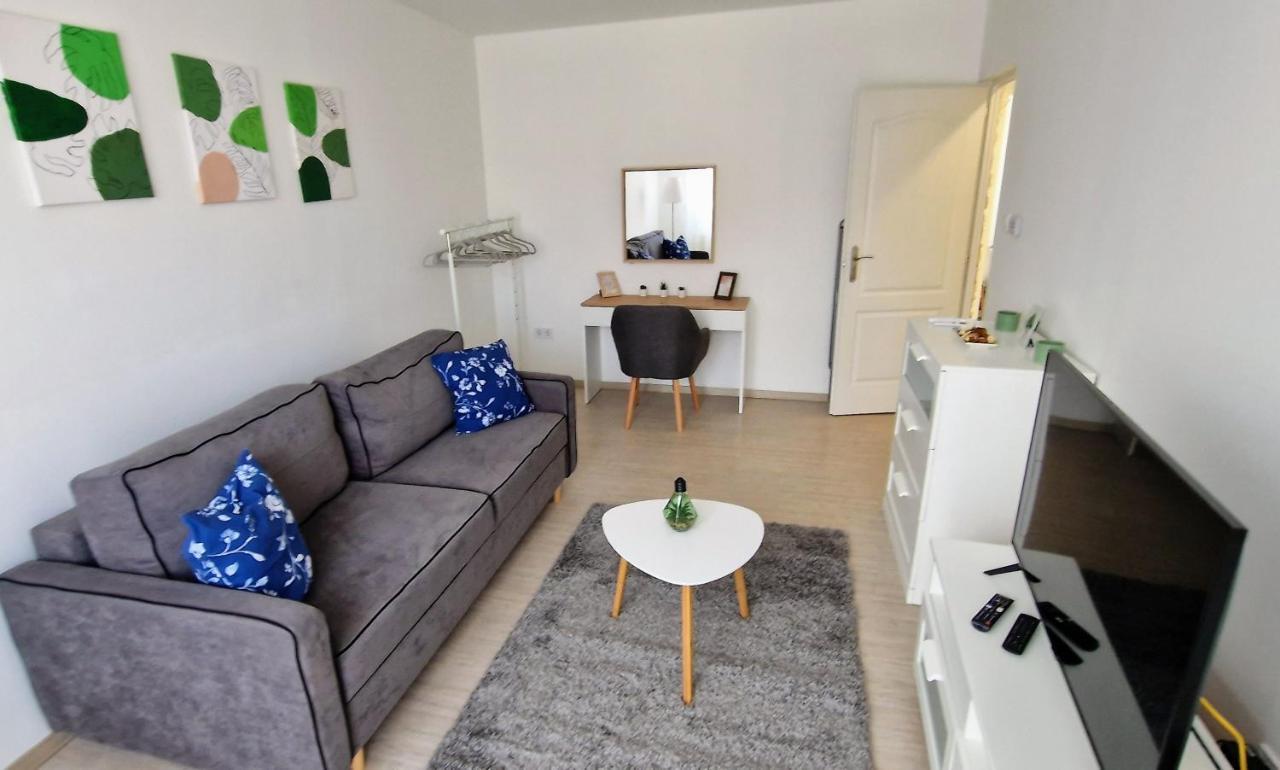 Cili Apartman Eger Lejlighed Eksteriør billede